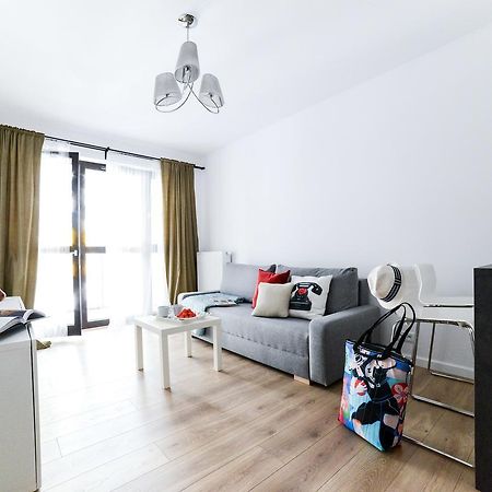 Cosy Apartment In Warszawa Exteriör bild